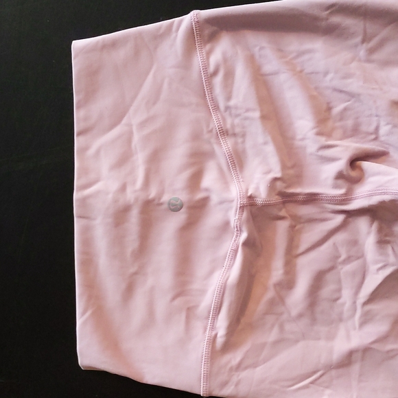 Lululemon Wunder Under Leggings - Picture 5 of 5